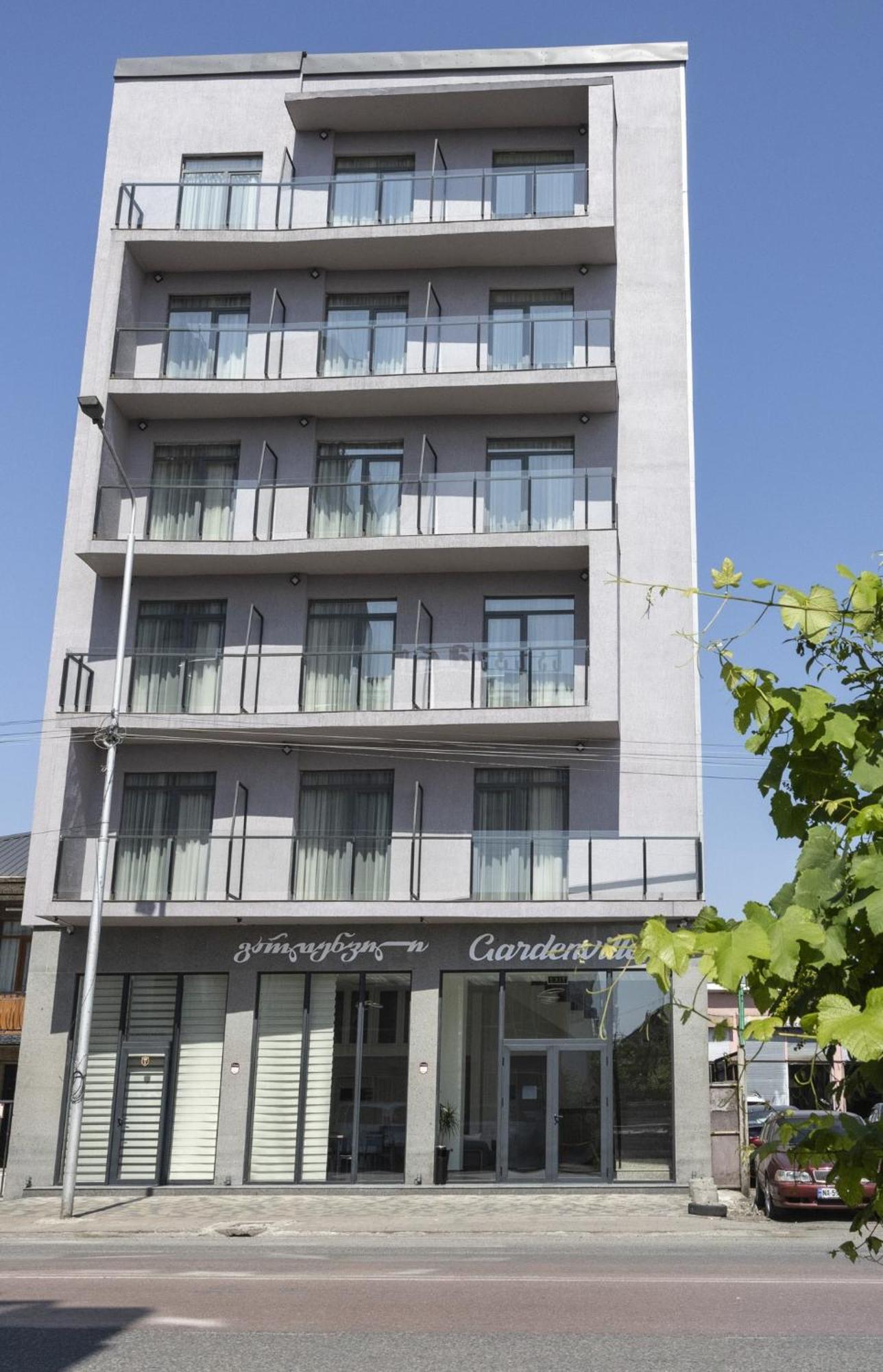 Gardenville Batumi Exteriör bild
